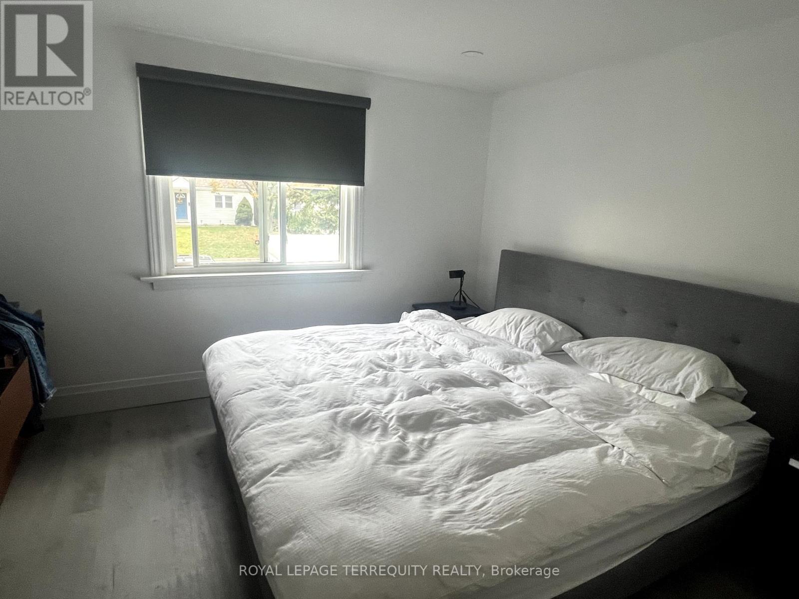 1280 Coric Avenue, Burlington, Ontario  L7R 3S3 - Photo 8 - W12480868