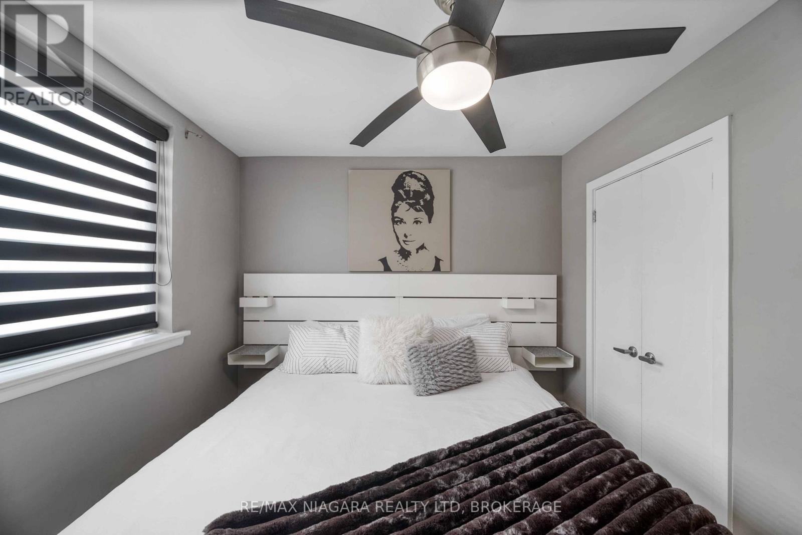 8 - 4538 Huron Street, Niagara Falls, Ontario  L2E 2H3 - Photo 5 - X12480963