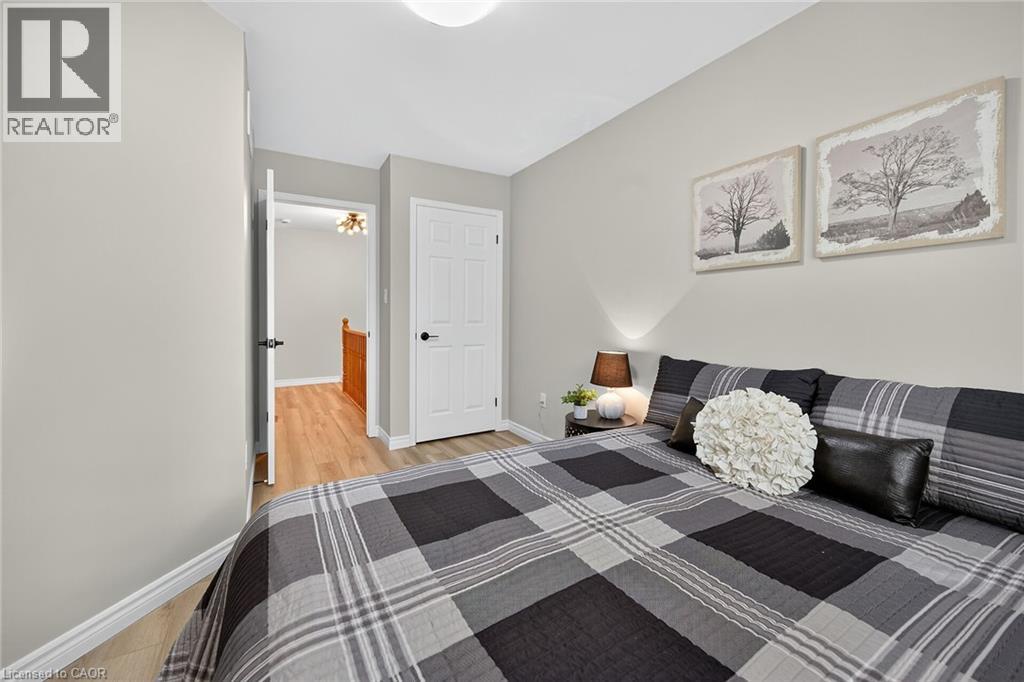 2015 Cleaver Avenue Unit# 28, Burlington, Ontario  L7M 4J7 - Photo 25 - 40781890