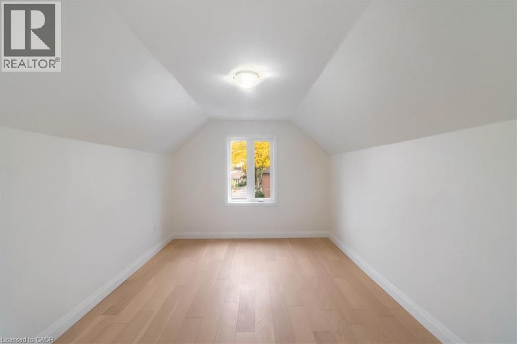 241 Huxley Avenue S, Hamilton, Ontario  L8K 2R2 - Photo 26 - 40777631