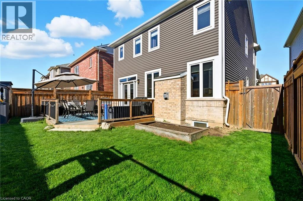 15 Bastia Street, Waterdown, Ontario  L8B 1V3 - Photo 41 - 40778455