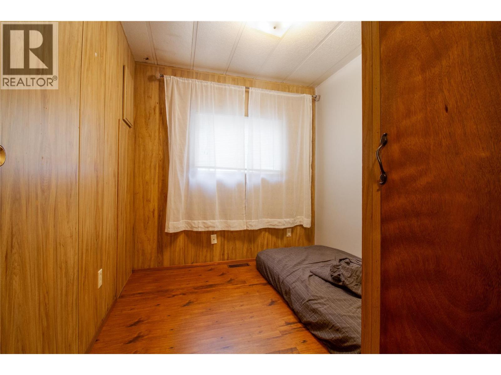 1867 Nixon Road, Revelstoke, British Columbia  V0E 2S0 - Photo 14 - 10365446