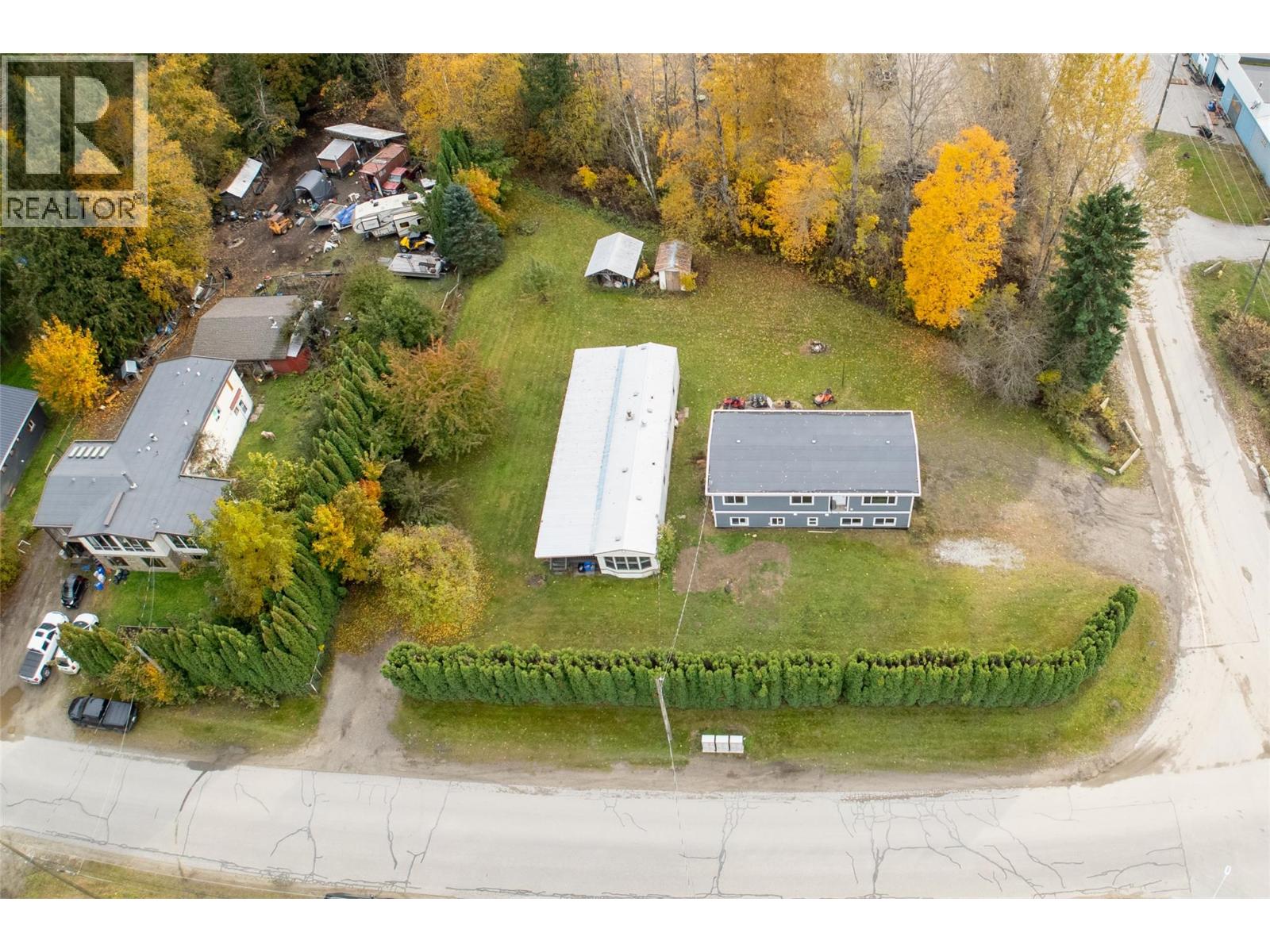 1867 Nixon Road, Revelstoke, British Columbia  V0E 2S0 - Photo 22 - 10365446