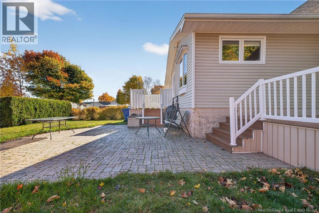 3542 Rue Du Centenaire, Tracadie, New Brunswick  E1X 1B1 - Photo 2 - NB128840