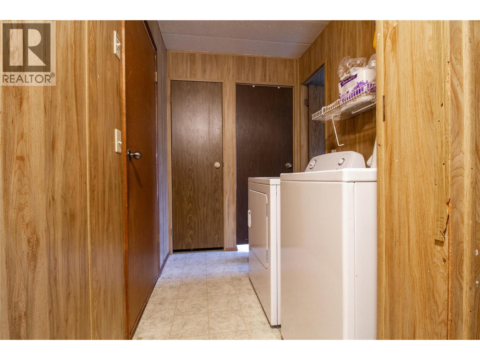 1867 Nixon Road, Revelstoke, British Columbia  V0E 2S0 - Photo 16 - 10365446