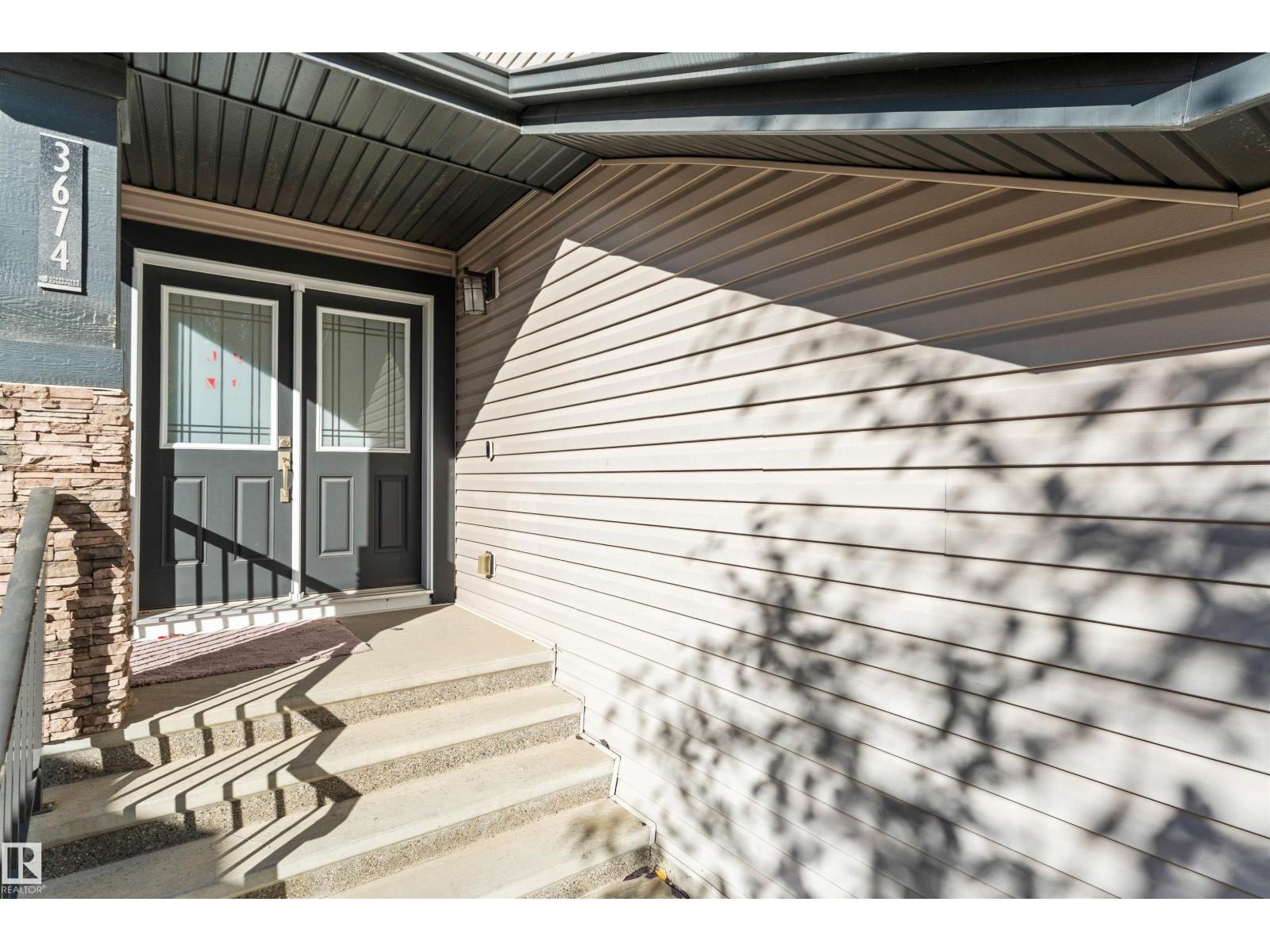 3674 Claxton Pl Sw, Edmonton, Alberta  T6W 2K9 - Photo 3 - E4463181