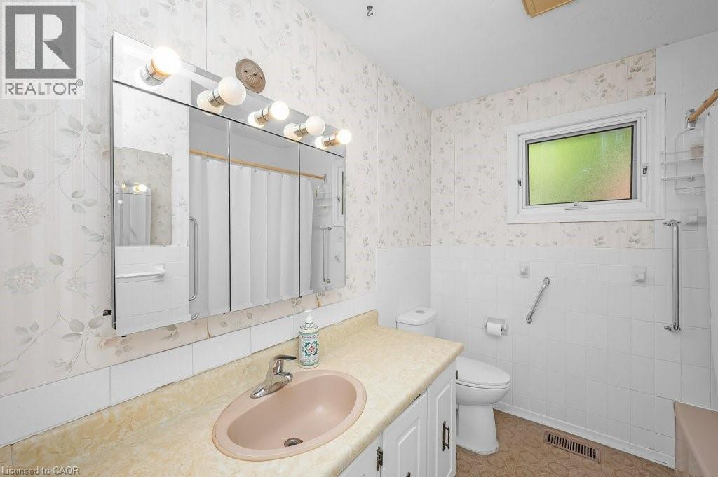 2063 Waters Edge Drive, Oakville, Ontario  L6L 1A3 - Photo 25 - 40782010
