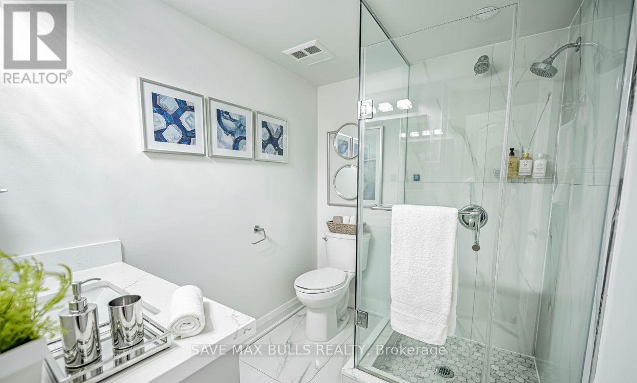 908 - 3650 Kaneff Crescent, Mississauga, Ontario  L5A 4A1 - Photo 7 - W12480170