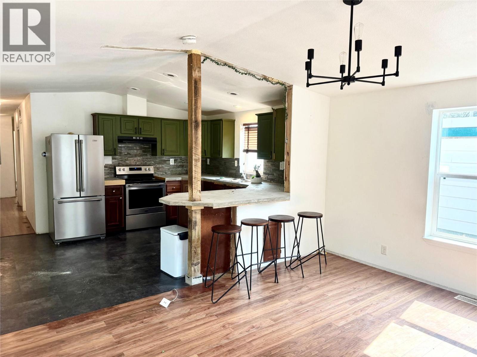 115 Railway Avenue, Salmo, British Columbia  V0G 1Z0 - Photo 15 - 10354950