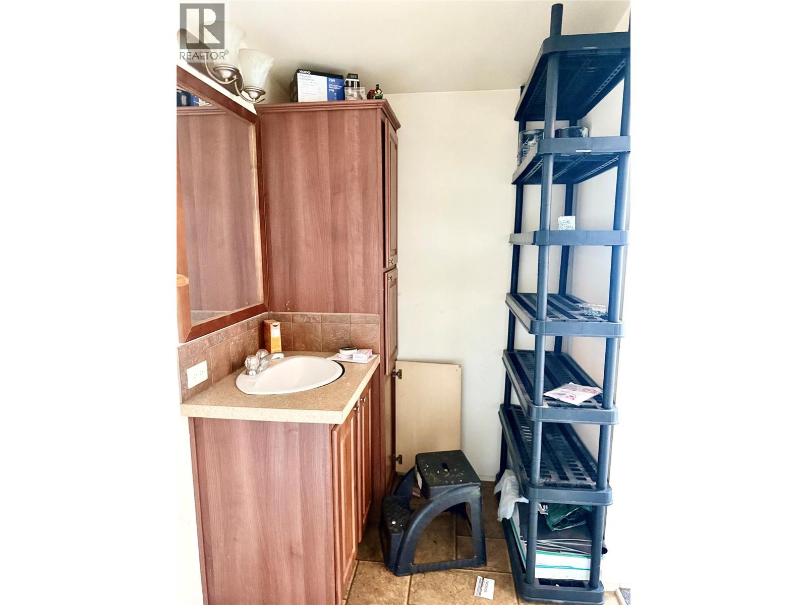 115 Railway Avenue, Salmo, British Columbia  V0G 1Z0 - Photo 32 - 10354950