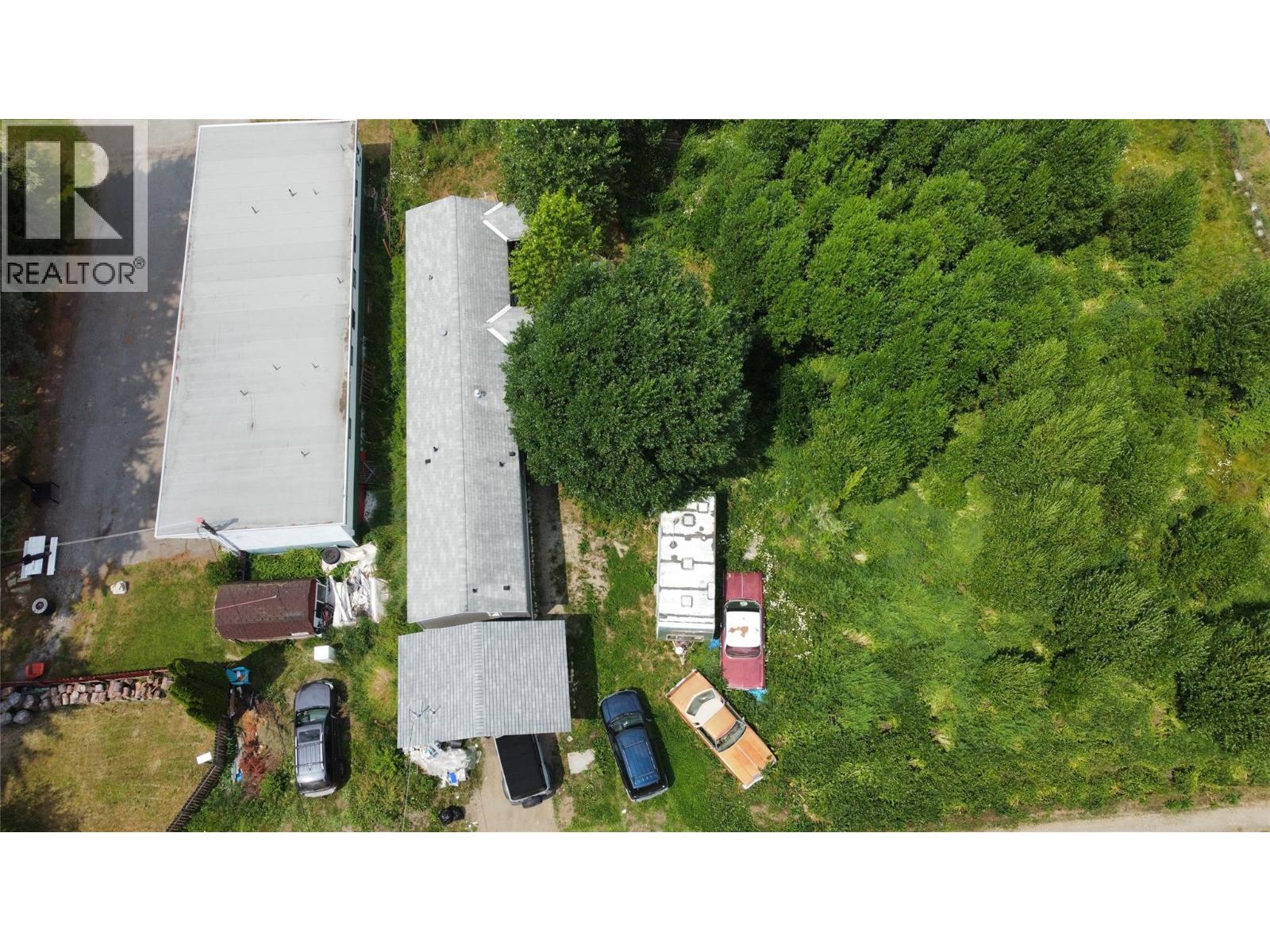 115 Railway Avenue, Salmo, British Columbia  V0G 1Z0 - Photo 7 - 10354950