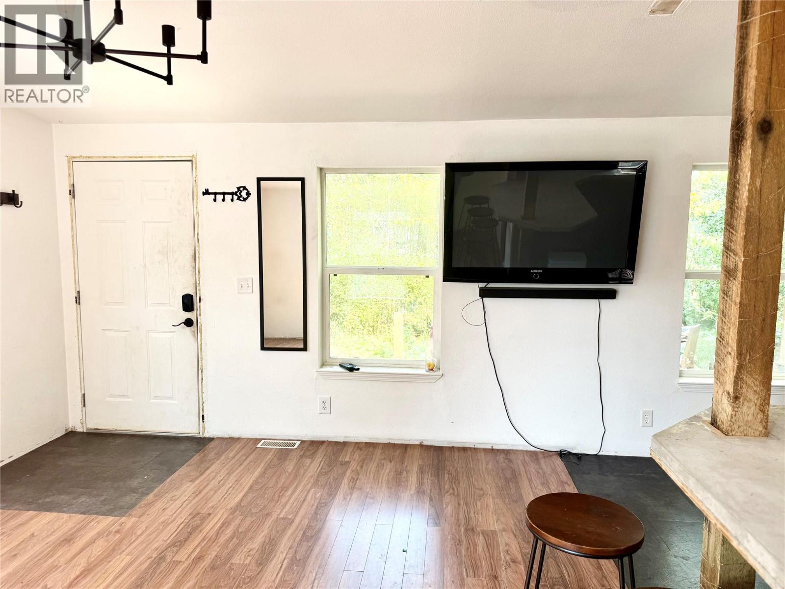 115 Railway Avenue, Salmo, British Columbia  V0G 1Z0 - Photo 18 - 10354950