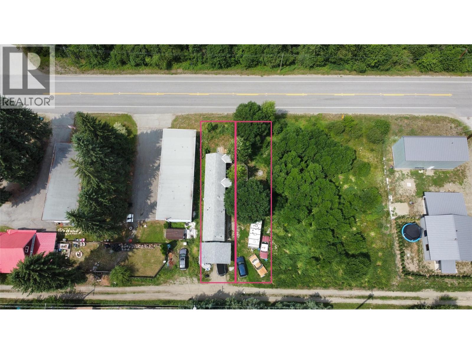 115 Railway Avenue, Salmo, British Columbia  V0G 1Z0 - Photo 1 - 10354950