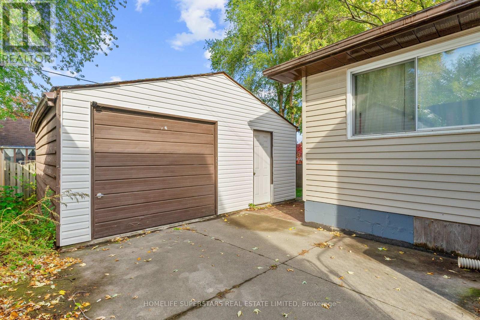 13 Lewis Street, Hamilton, Ontario  L8H 6C3 - Photo 24 - X12480832