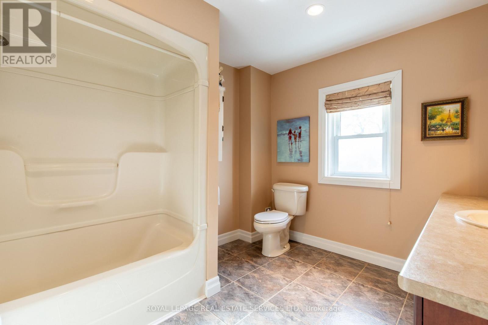 141 Main Street, St. Catharines, Ontario  L2N 4V6 - Photo 21 - X12480833