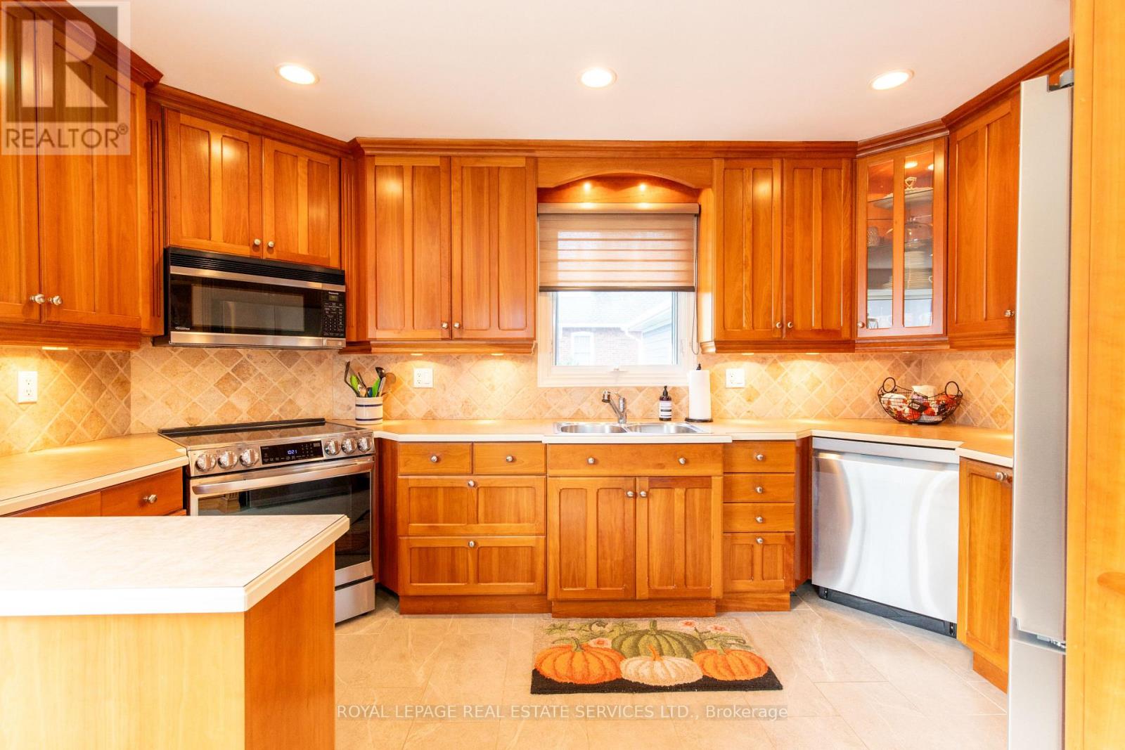 141 Main Street, St. Catharines, Ontario  L2N 4V6 - Photo 5 - X12480833