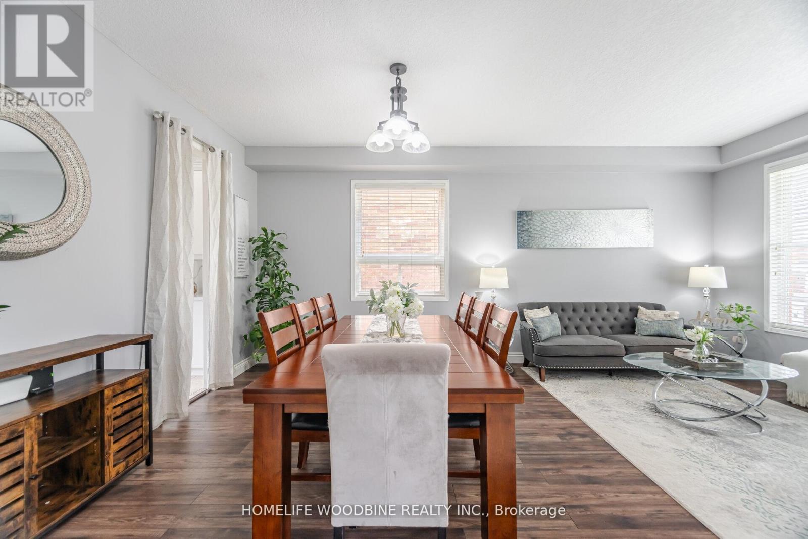 80 Swift Crescent, Cambridge, Ontario  N1P 1J9 - Photo 3 - X12480870