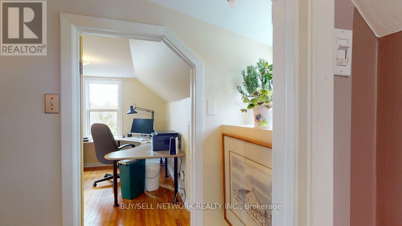 947 Division Road, Otonabee-South Monaghan, Ontario  K0L 2H0 - Photo 24 - X12479554