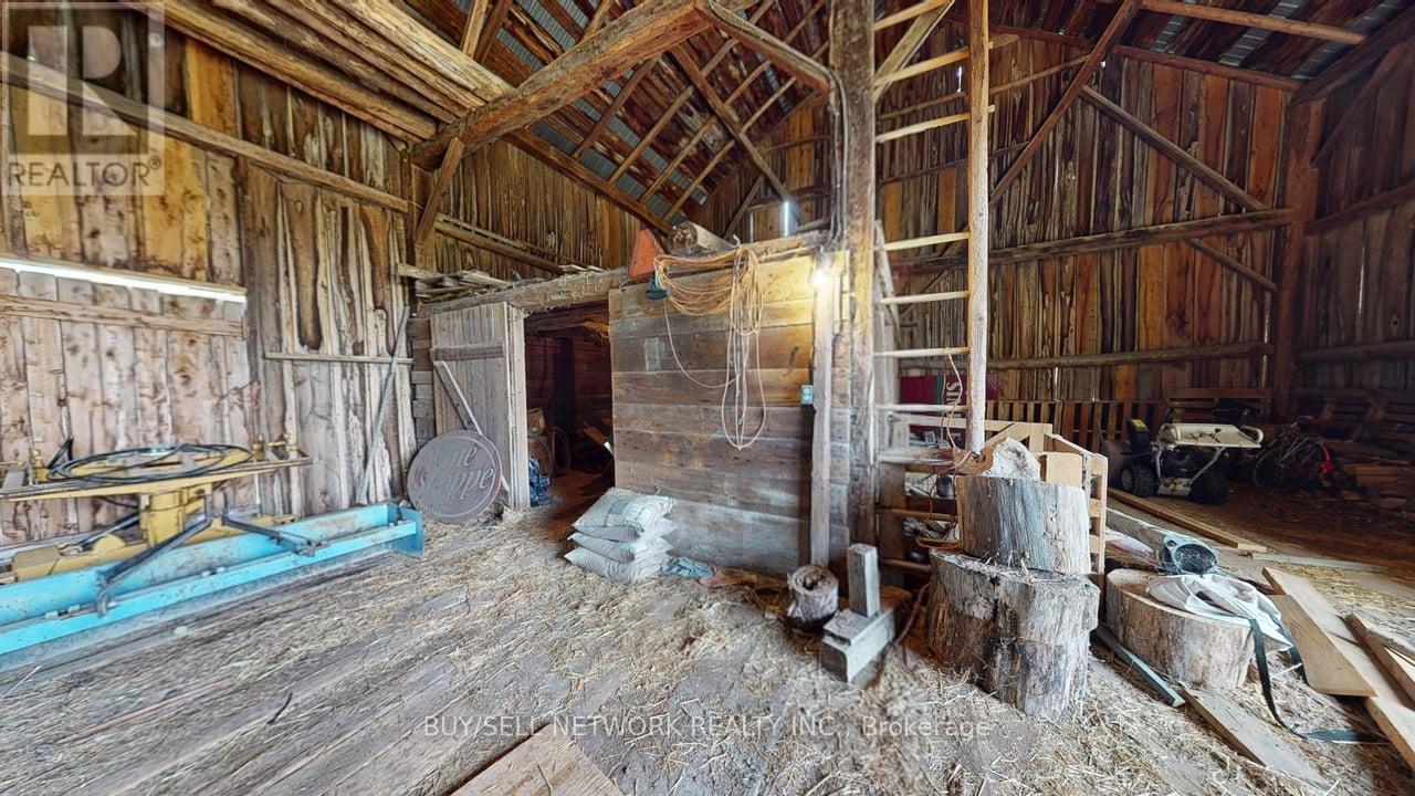 947 Division Road, Otonabee-South Monaghan, Ontario  K0L 2H0 - Photo 43 - X12479554