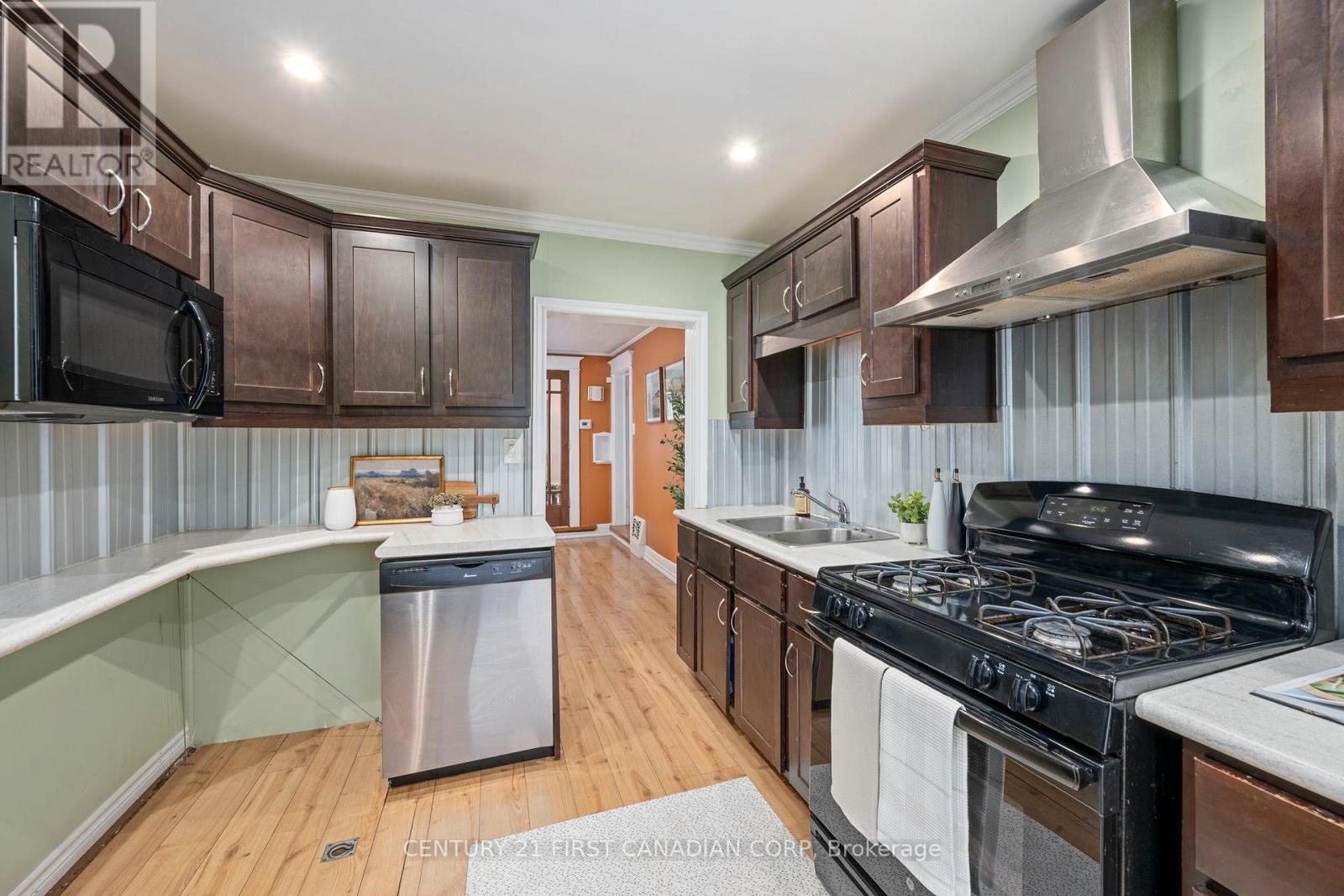 50 Becher Street, London South, Ontario  N6C 1A5 - Photo 17 - X12480979