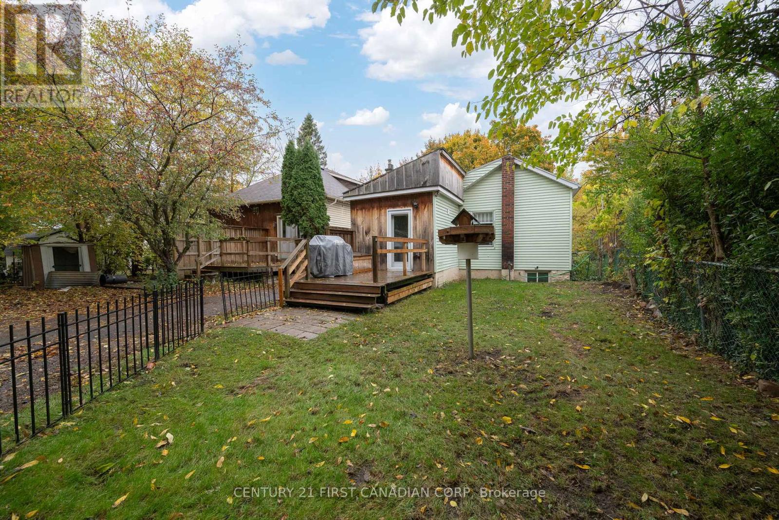 50 Becher Street, London South, Ontario  N6C 1A5 - Photo 26 - X12480979