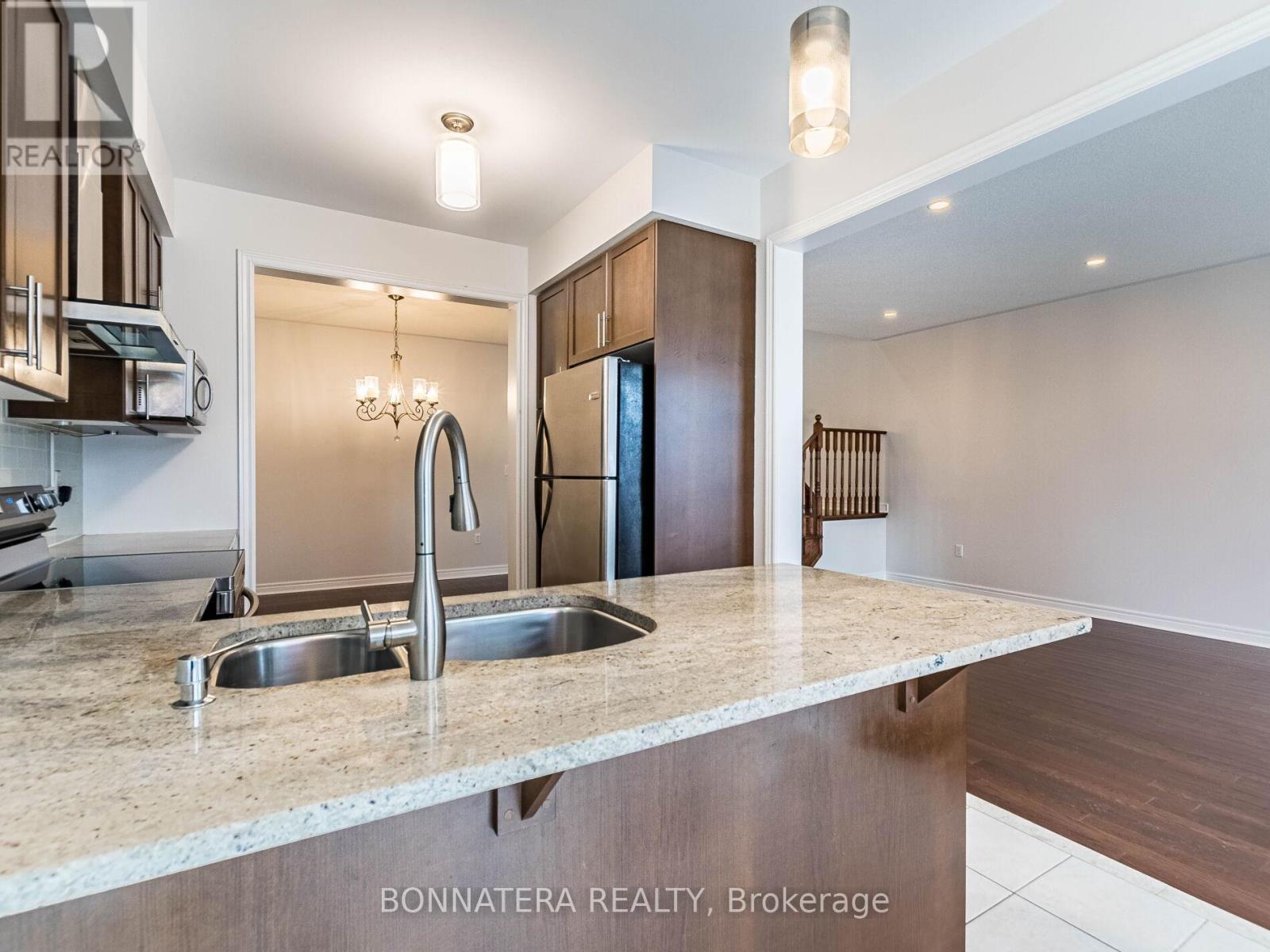19 - 3275 Stalybridge Drive, Oakville, Ontario  L5M 0L2 - Photo 16 - W12480698