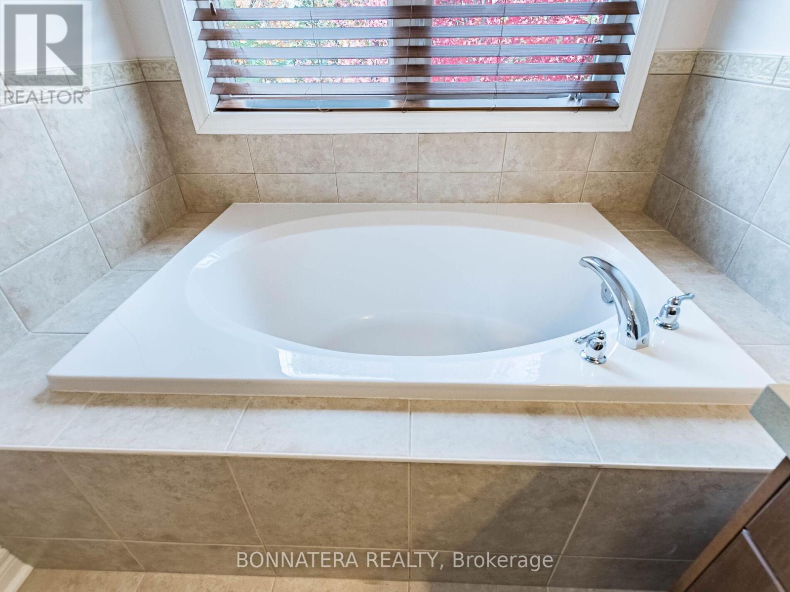 19 - 3275 Stalybridge Drive, Oakville, Ontario  L5M 0L2 - Photo 31 - W12480698