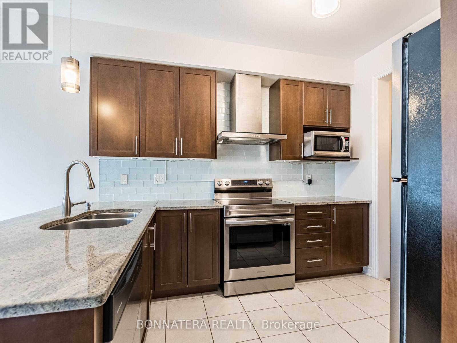 19 - 3275 Stalybridge Drive, Oakville, Ontario  L5M 0L2 - Photo 17 - W12480698
