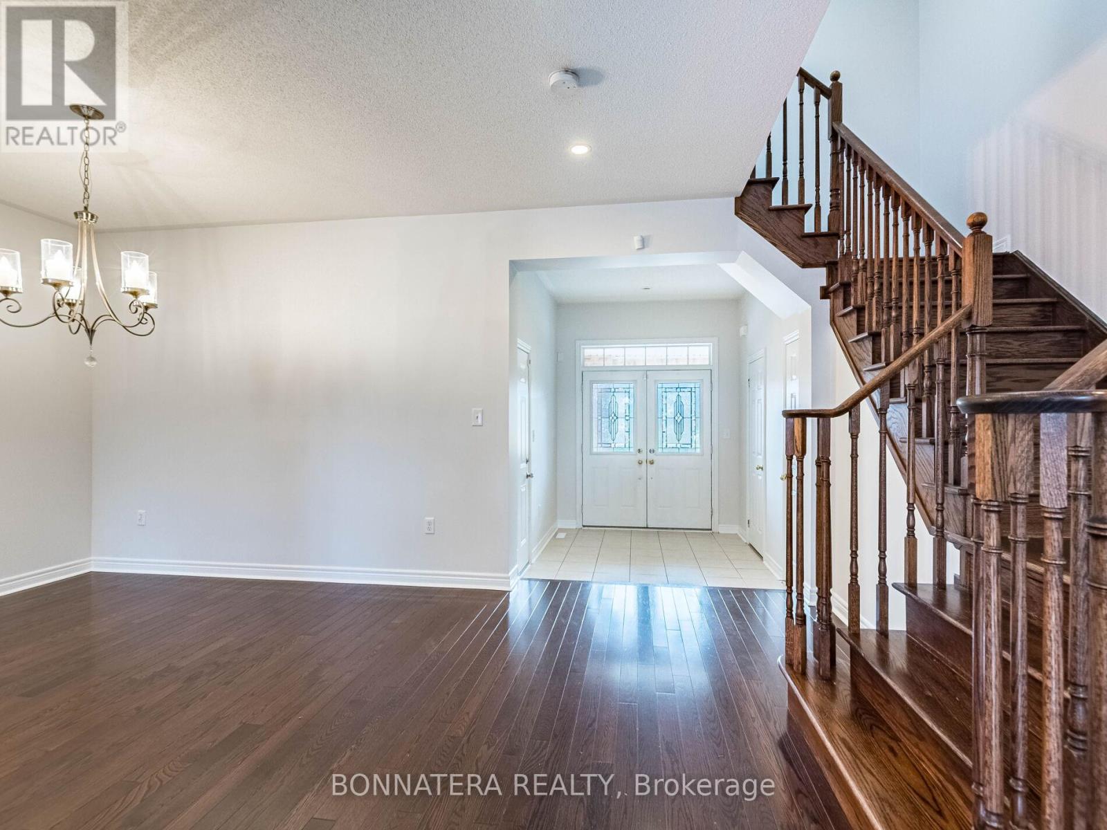 19 - 3275 Stalybridge Drive, Oakville, Ontario  L5M 0L2 - Photo 6 - W12480698