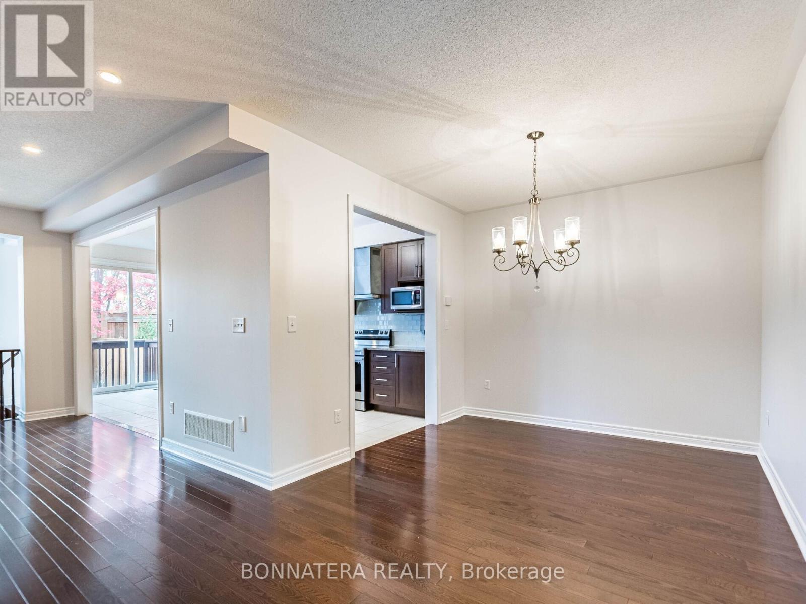 19 - 3275 Stalybridge Drive, Oakville, Ontario  L5M 0L2 - Photo 7 - W12480698