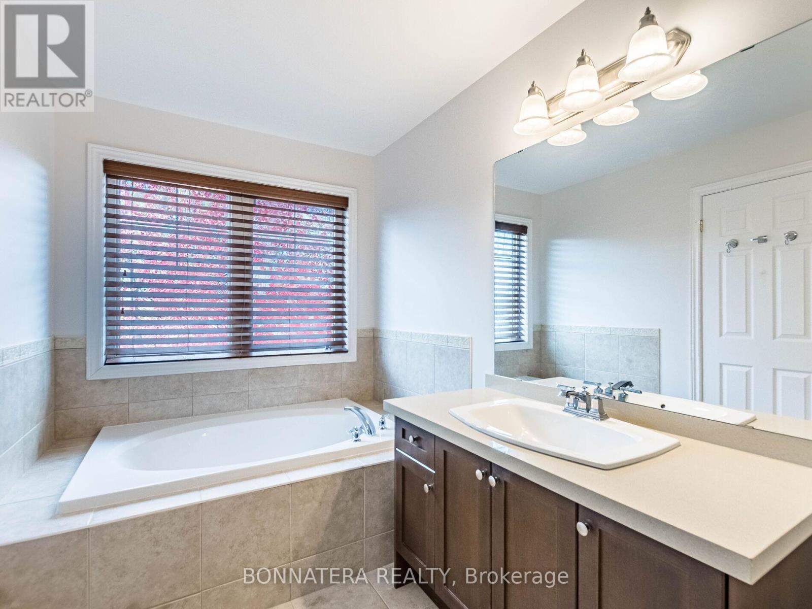 19 - 3275 Stalybridge Drive, Oakville, Ontario  L5M 0L2 - Photo 30 - W12480698