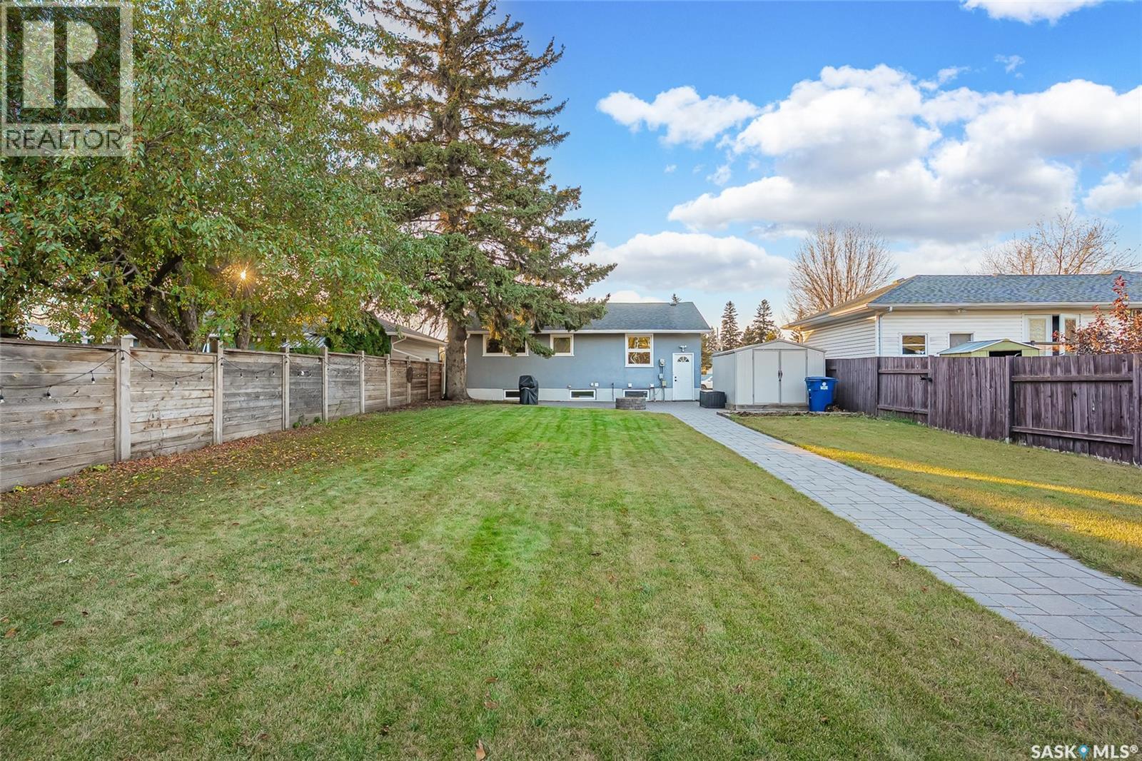 2221 Haultain Avenue, Saskatoon, Saskatchewan  S7J 1P7 - Photo 39 - SK021660