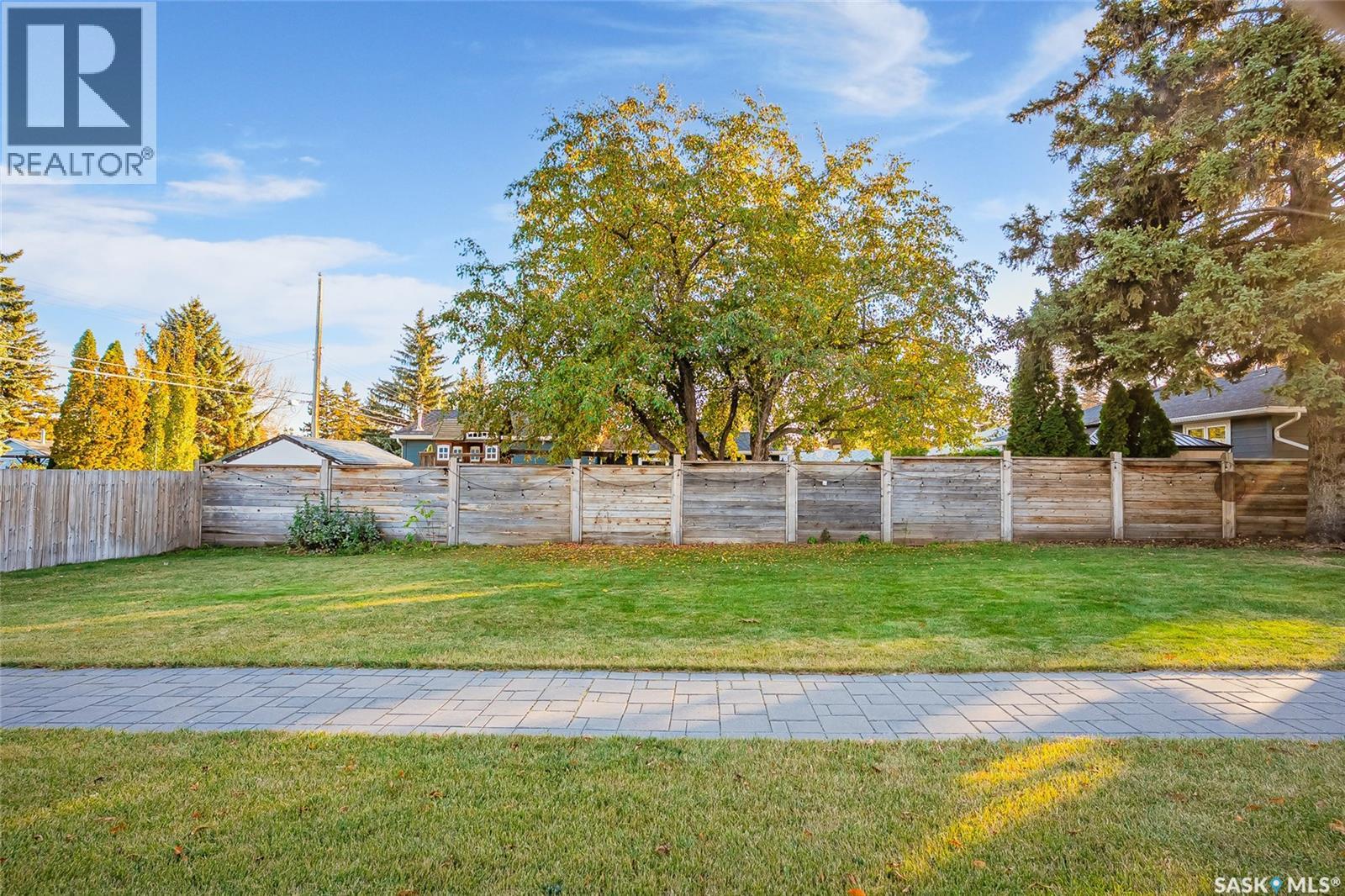 2221 Haultain Avenue, Saskatoon, Saskatchewan  S7J 1P7 - Photo 40 - SK021660