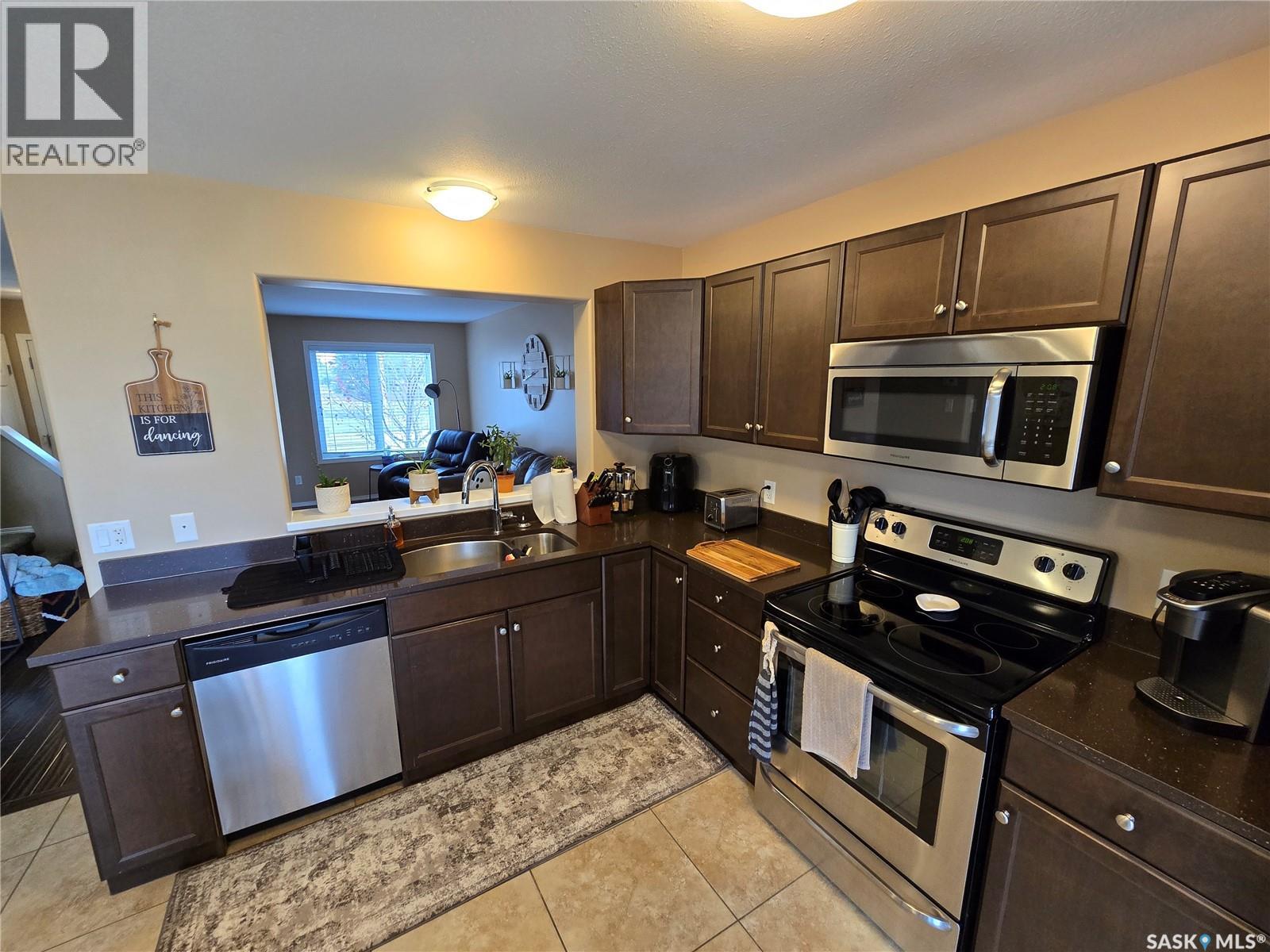 6 815 5th Street Ne, Weyburn, Saskatchewan  S4H 2K9 - Photo 15 - SK021622