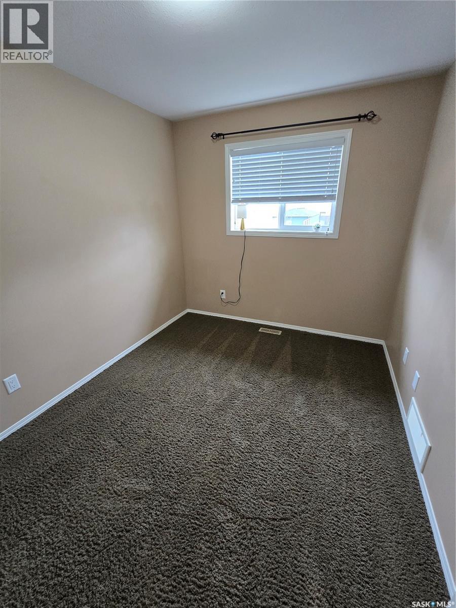 6 815 5th Street Ne, Weyburn, Saskatchewan  S4H 2K9 - Photo 22 - SK021622