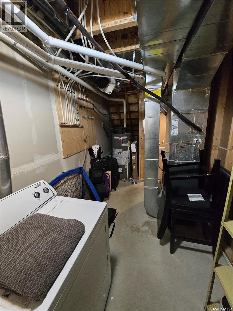 6 815 5th Street Ne, Weyburn, Saskatchewan  S4H 2K9 - Photo 41 - SK021622