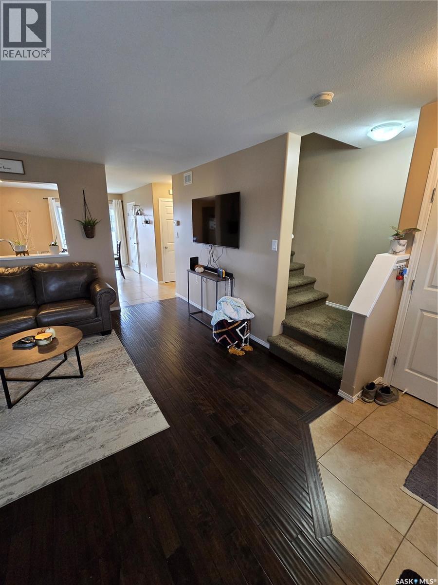 6 815 5th Street Ne, Weyburn, Saskatchewan  S4H 2K9 - Photo 8 - SK021622