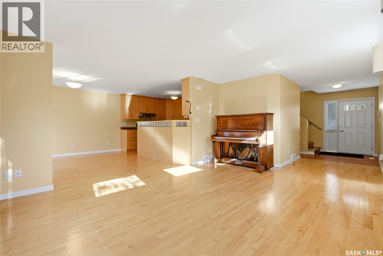 186 Massey Road, Regina, Saskatchewan  S4S 4N5 - Photo 6 - SK021608