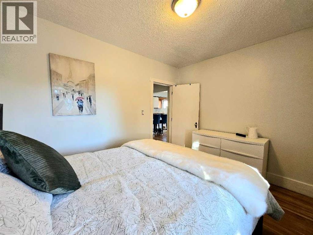 5308 49 Avenue, Camrose, Alberta  T4V 0N5 - Photo 14 - A2266371