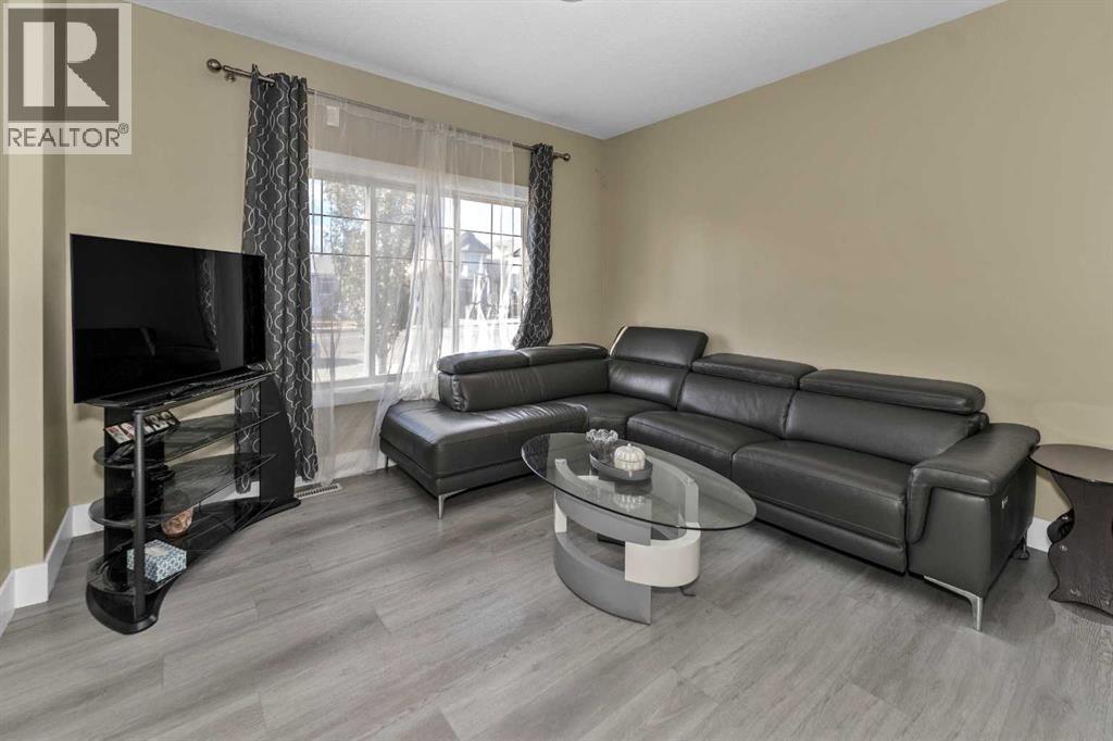 7432 Ogden Road Se, Calgary, Alberta  T2C 1B8 - Photo 4 - A2266559