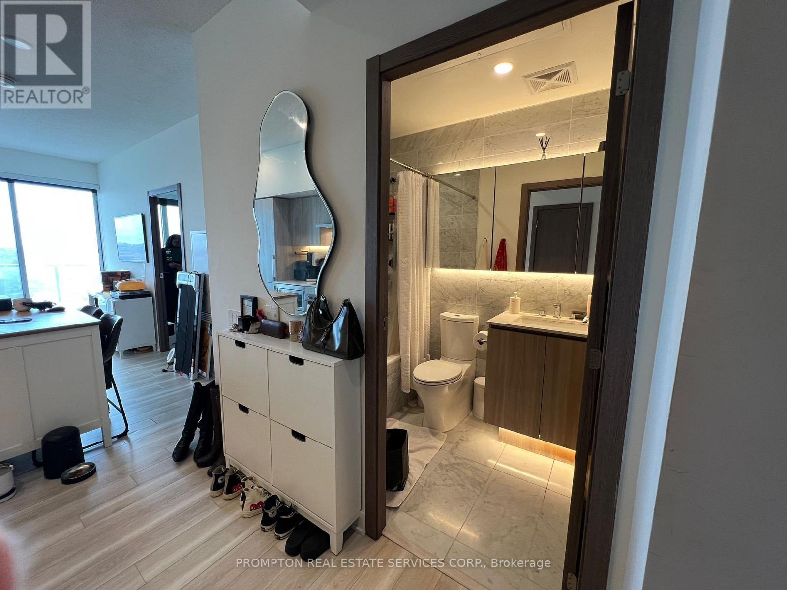 4209 - 17 Bathurst Street, Toronto, Ontario  M5V 0N1 - Photo 19 - C12480904