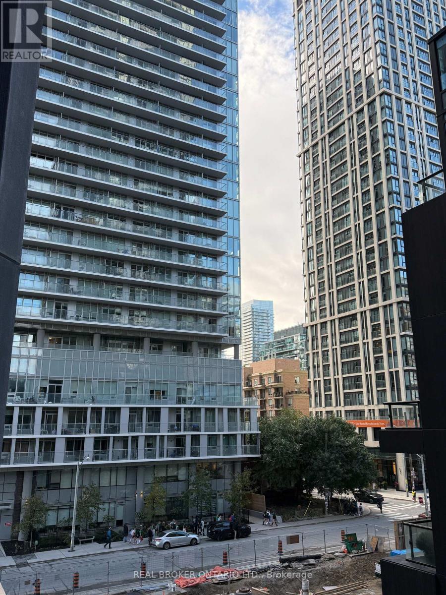 307 - 110 Broadway Avenue, Toronto, Ontario  M4P 1V7 - Photo 11 - C12480905