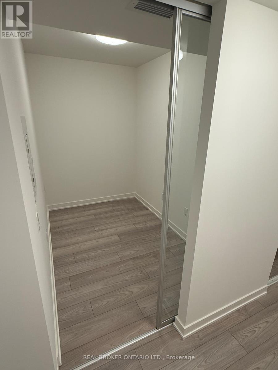 307 - 110 Broadway Avenue, Toronto, Ontario  M4P 1V7 - Photo 6 - C12480905