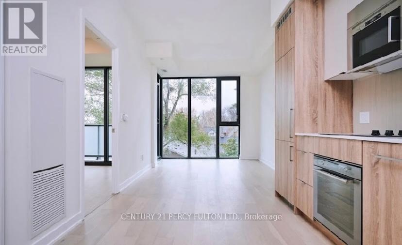 605 - 840 St Clair Avenue W, Toronto, Ontario  M6C 1C1 - Photo 4 - C12480933
