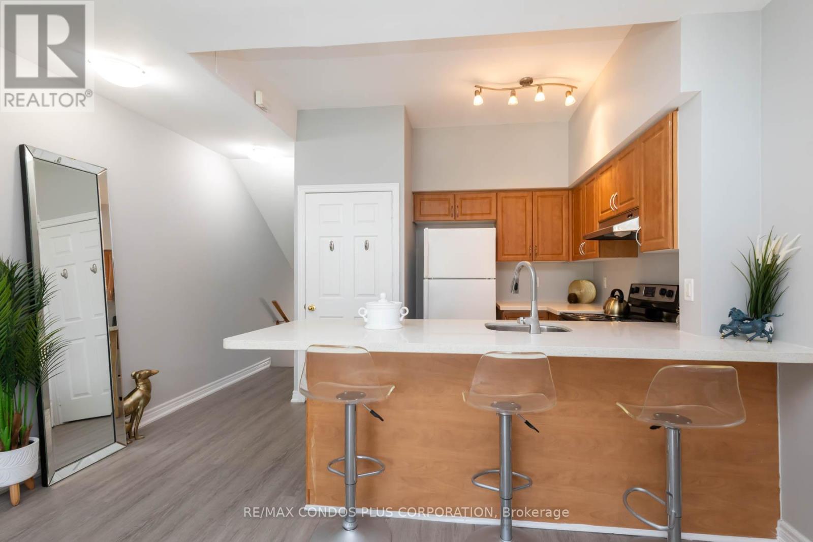 237 - 179 Bleecker Street, Toronto, Ontario  M4X 1L9 - Photo 15 - C12480983