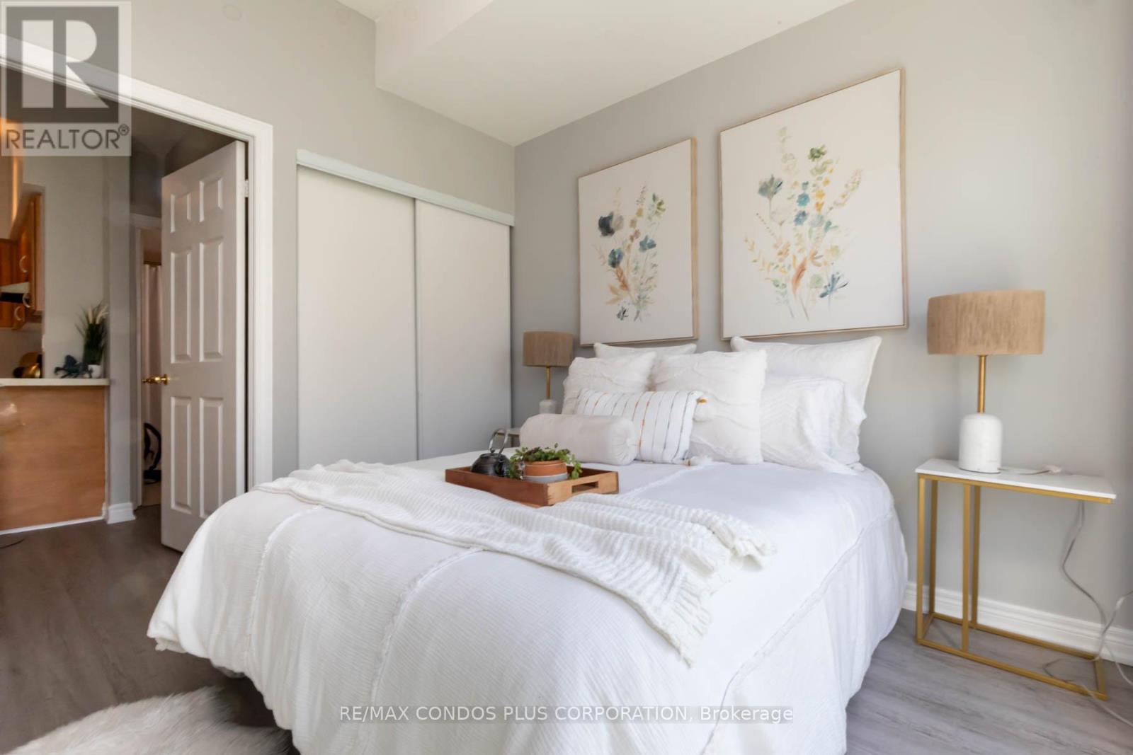 237 - 179 Bleecker Street, Toronto, Ontario  M4X 1L9 - Photo 17 - C12480983