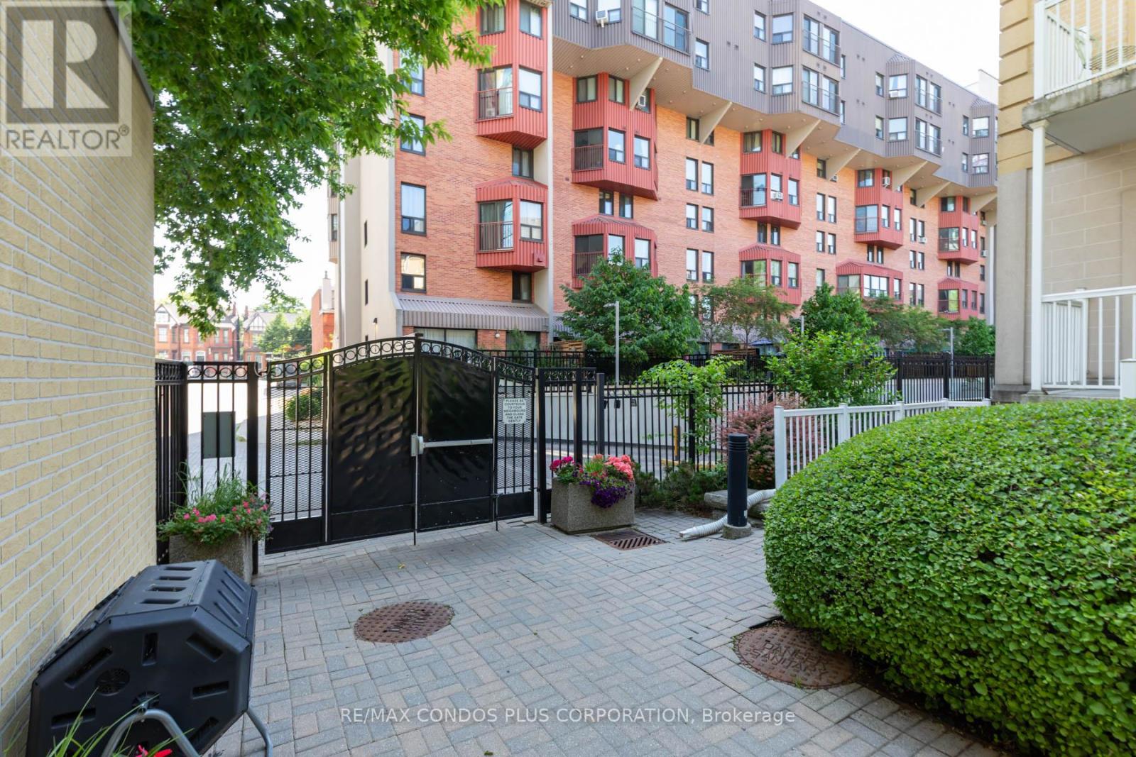 237 - 179 Bleecker Street, Toronto, Ontario  M4X 1L9 - Photo 26 - C12480983