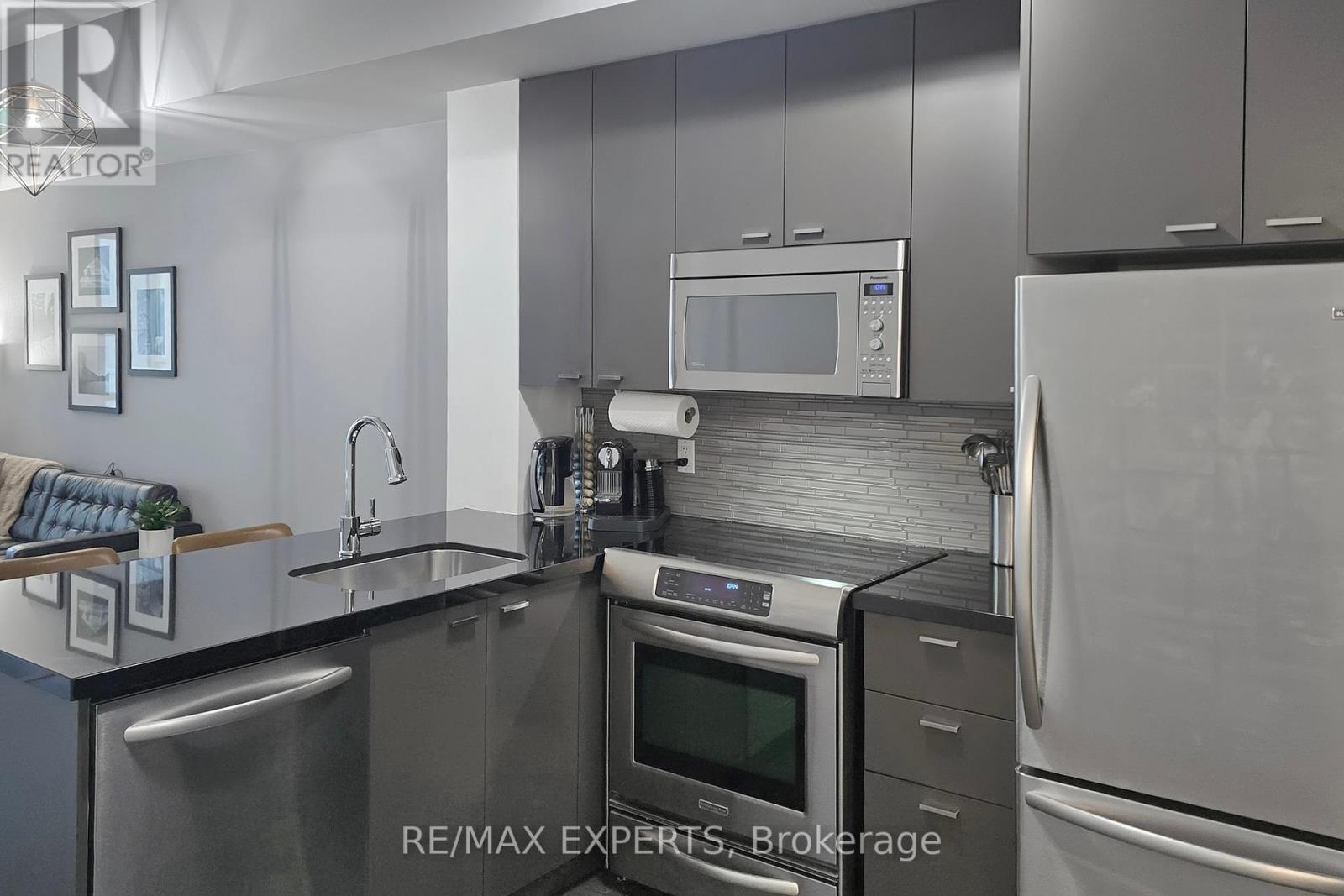 1013 - 775 King Street W, Toronto, Ontario  M5V 2K3 - Photo 19 - C12480994