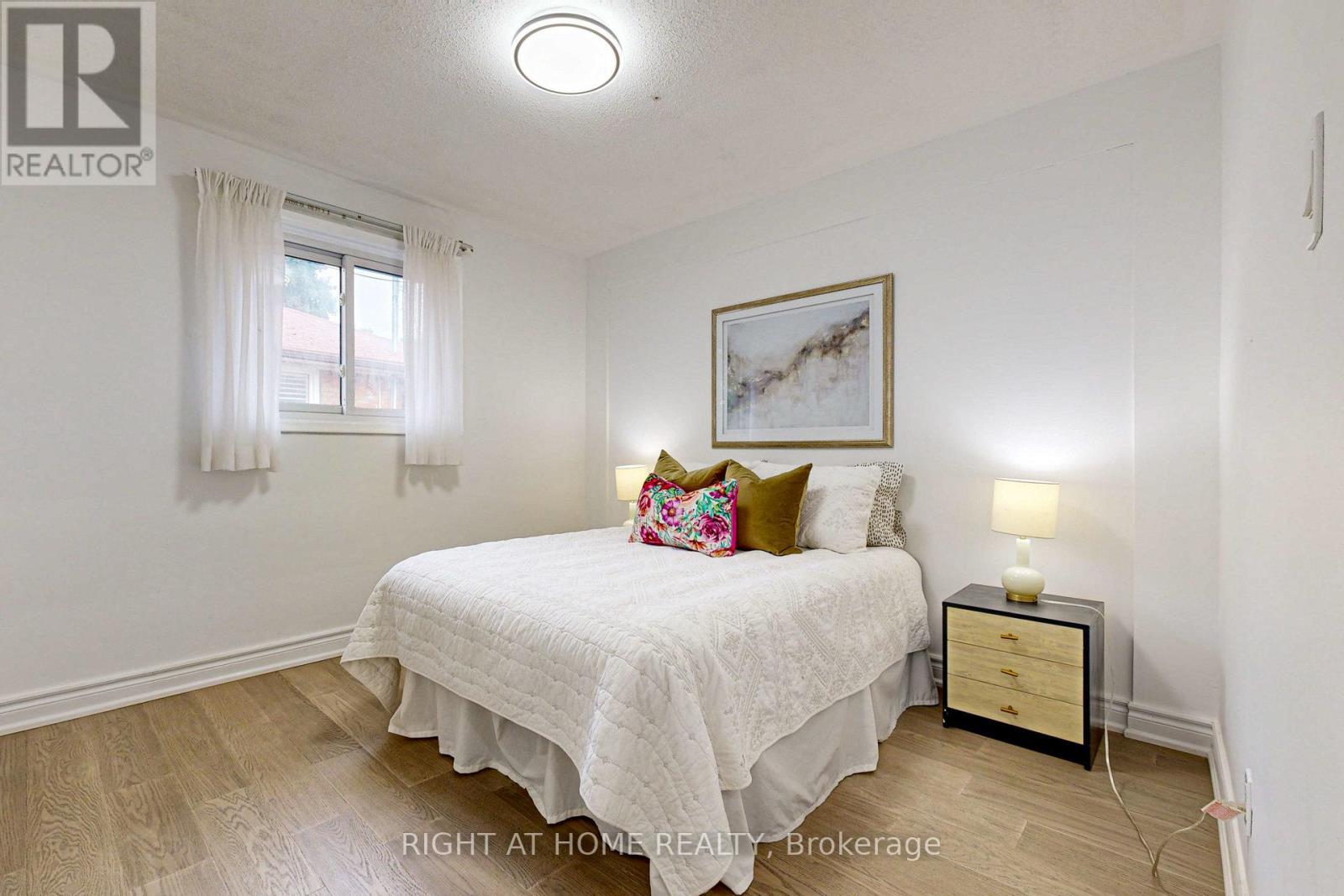 Main - 4 Barnes Crescent, Toronto, Ontario  M1G 1Z9 - Photo 11 - E12480895