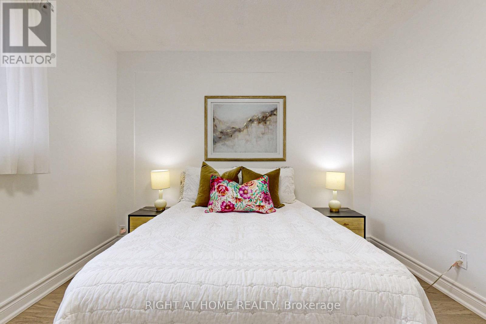 Main - 4 Barnes Crescent, Toronto, Ontario  M1G 1Z9 - Photo 12 - E12480895